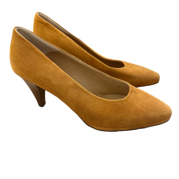 Vintage Linea Dior Women’s Suede Pumps Mustard Size 7.5 B4 - Picture 2 of 7